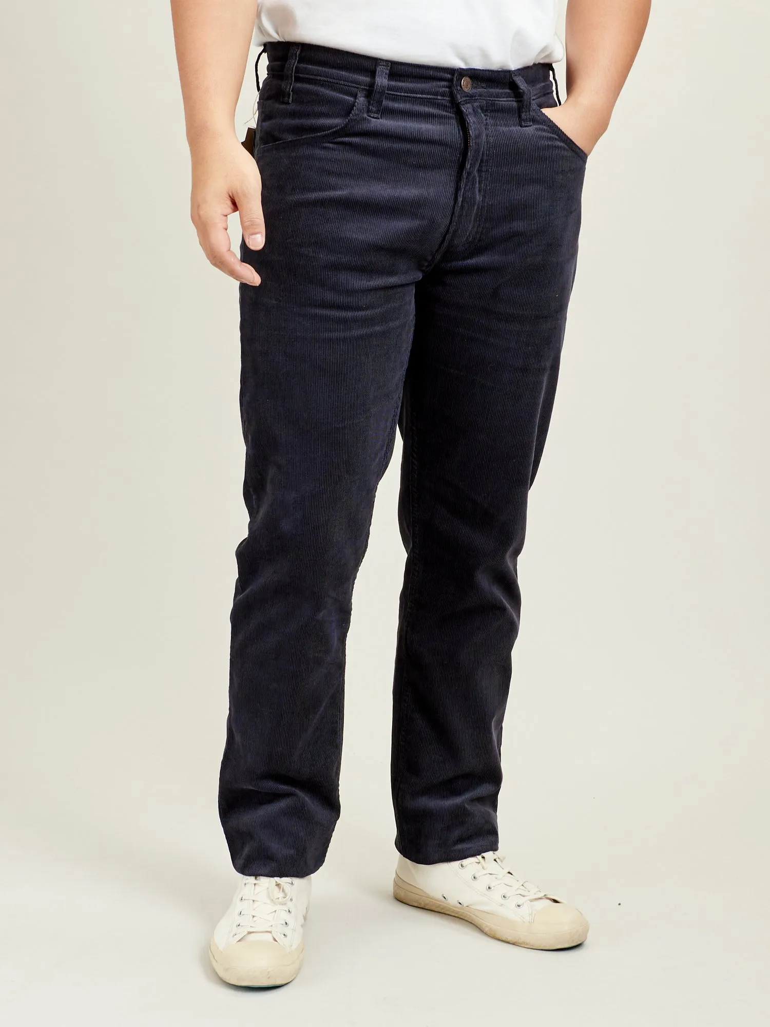 107 Ivy Fit Corduroy Pants in Navy