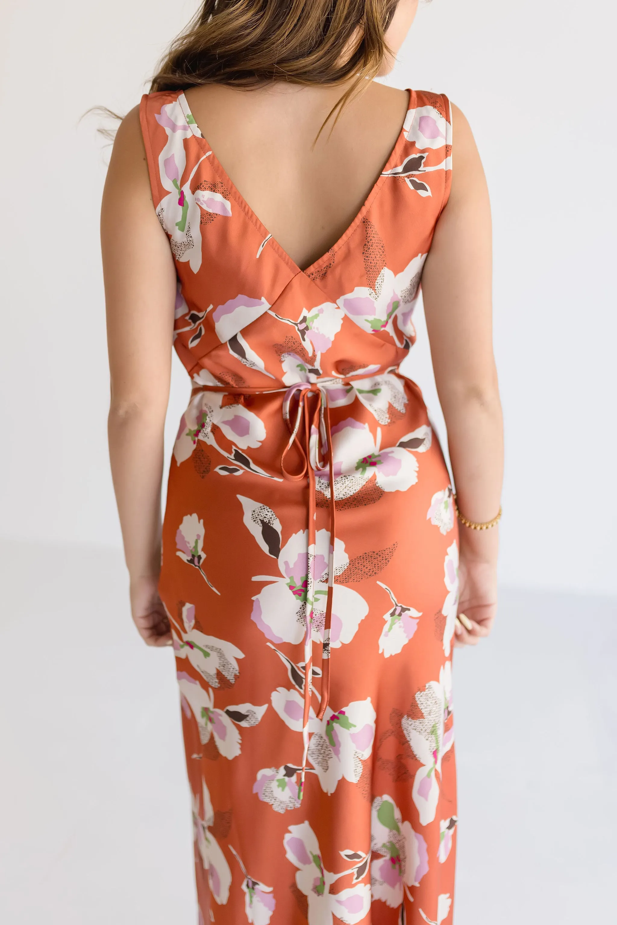 Amber Sleeveless Floral Print Midi Dress Rust