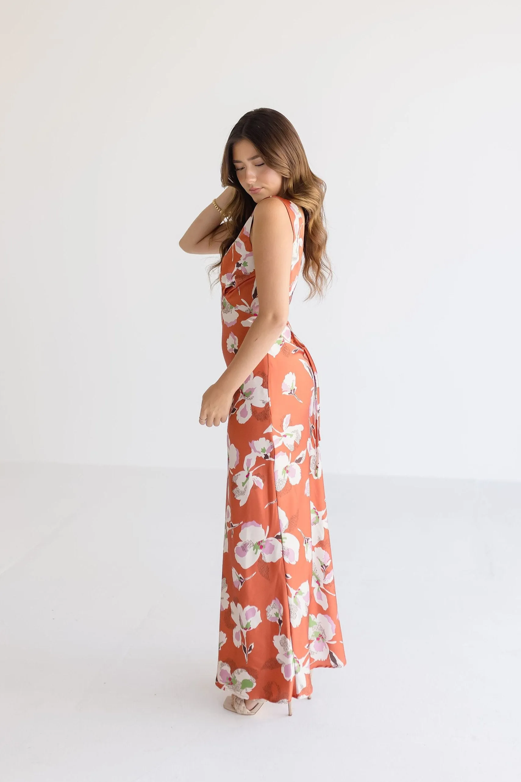 Amber Sleeveless Floral Print Midi Dress Rust