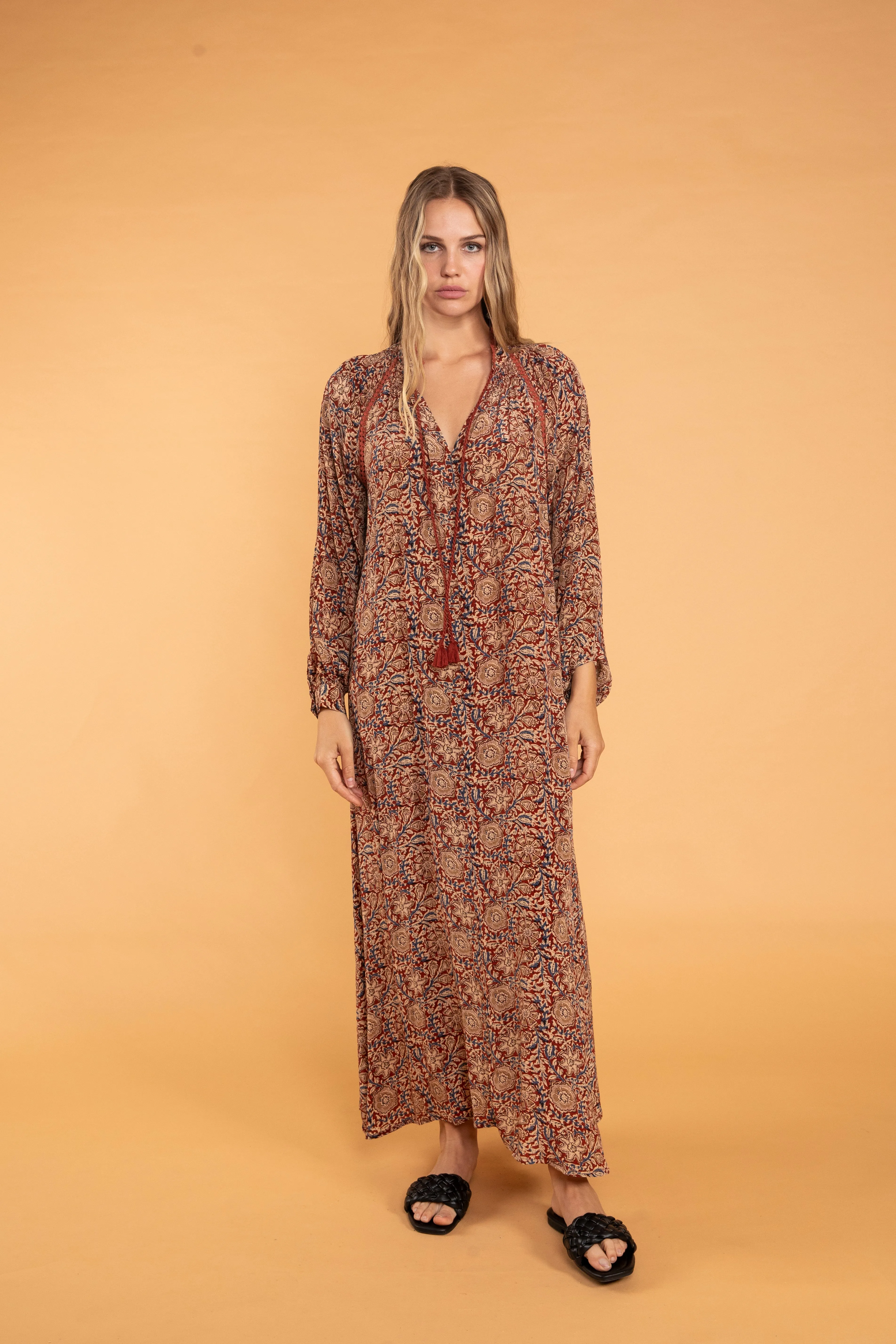 Anaka L/S Maxi Dress