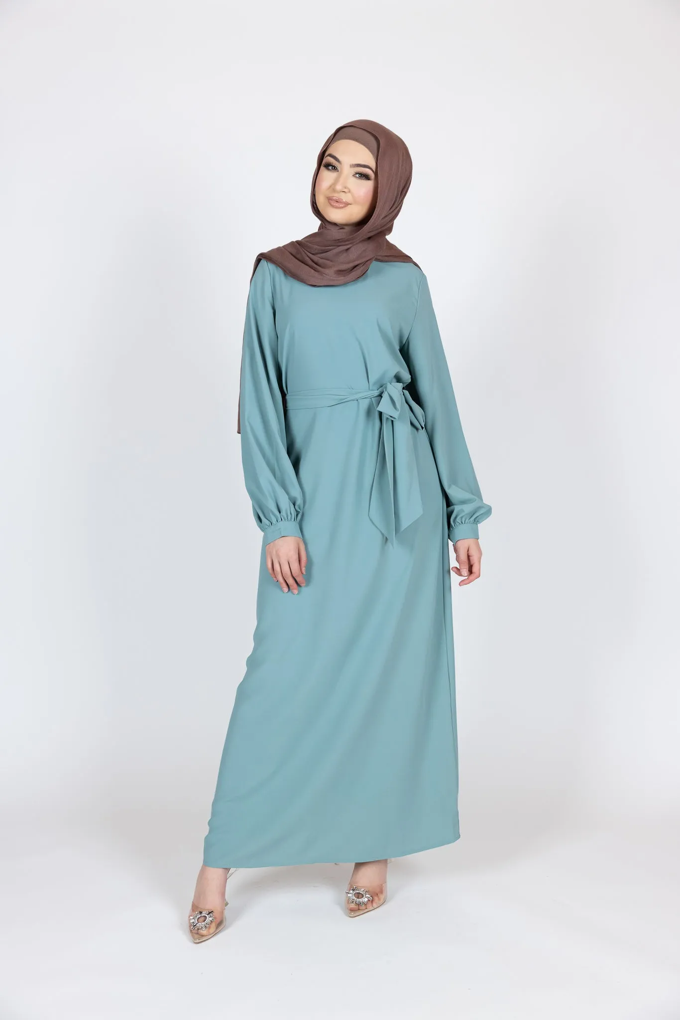 Anat Tie Abaya