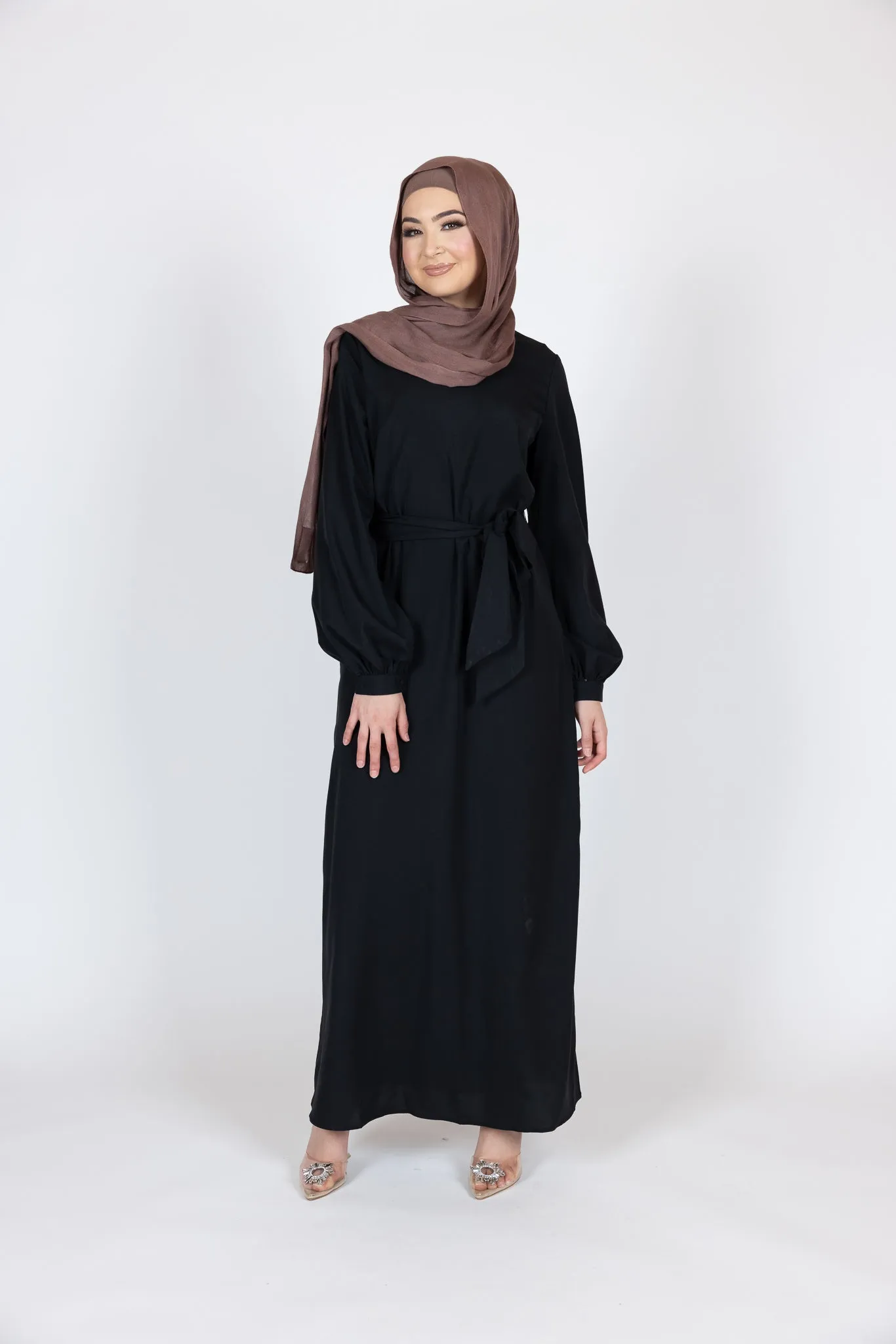 Anat Tie Abaya