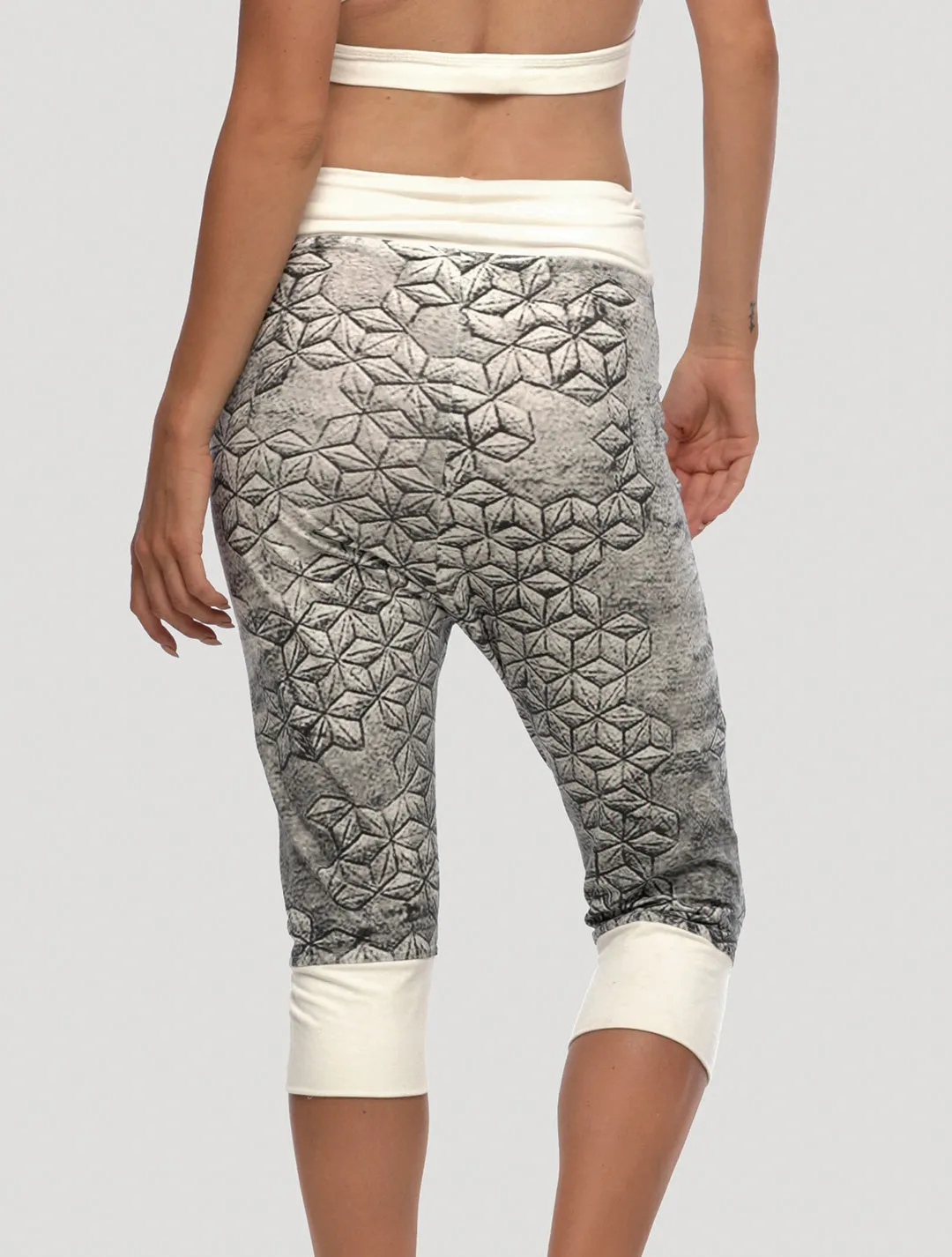 F.O.L Flower of Life Short Leggings