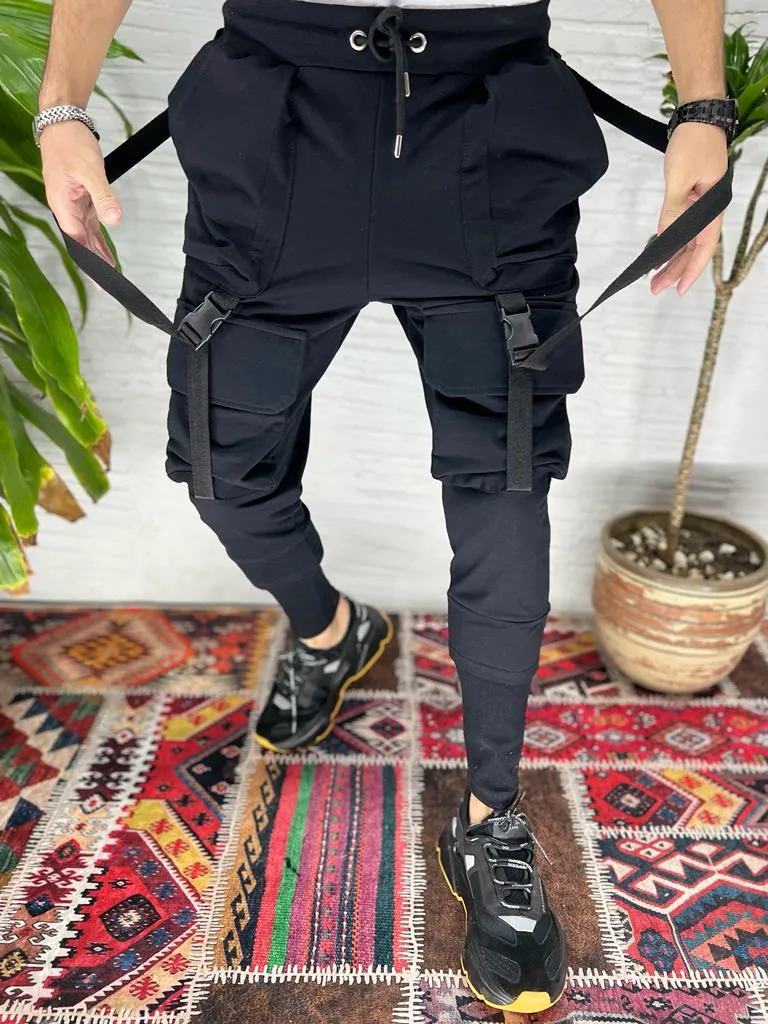 Franky Stringy Cargo Joggers - Black E25A