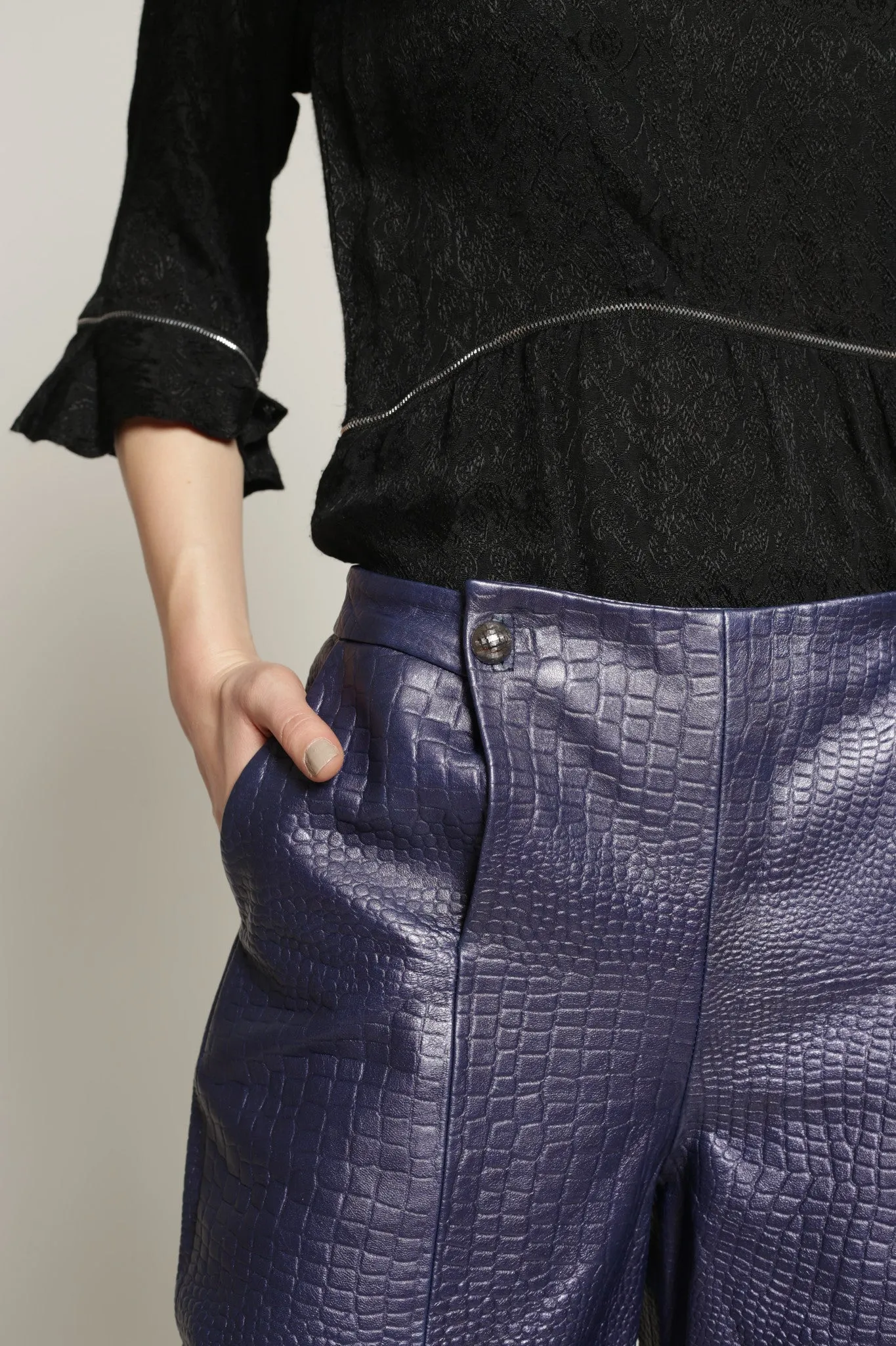 Kel - Metallic croc leather culottes