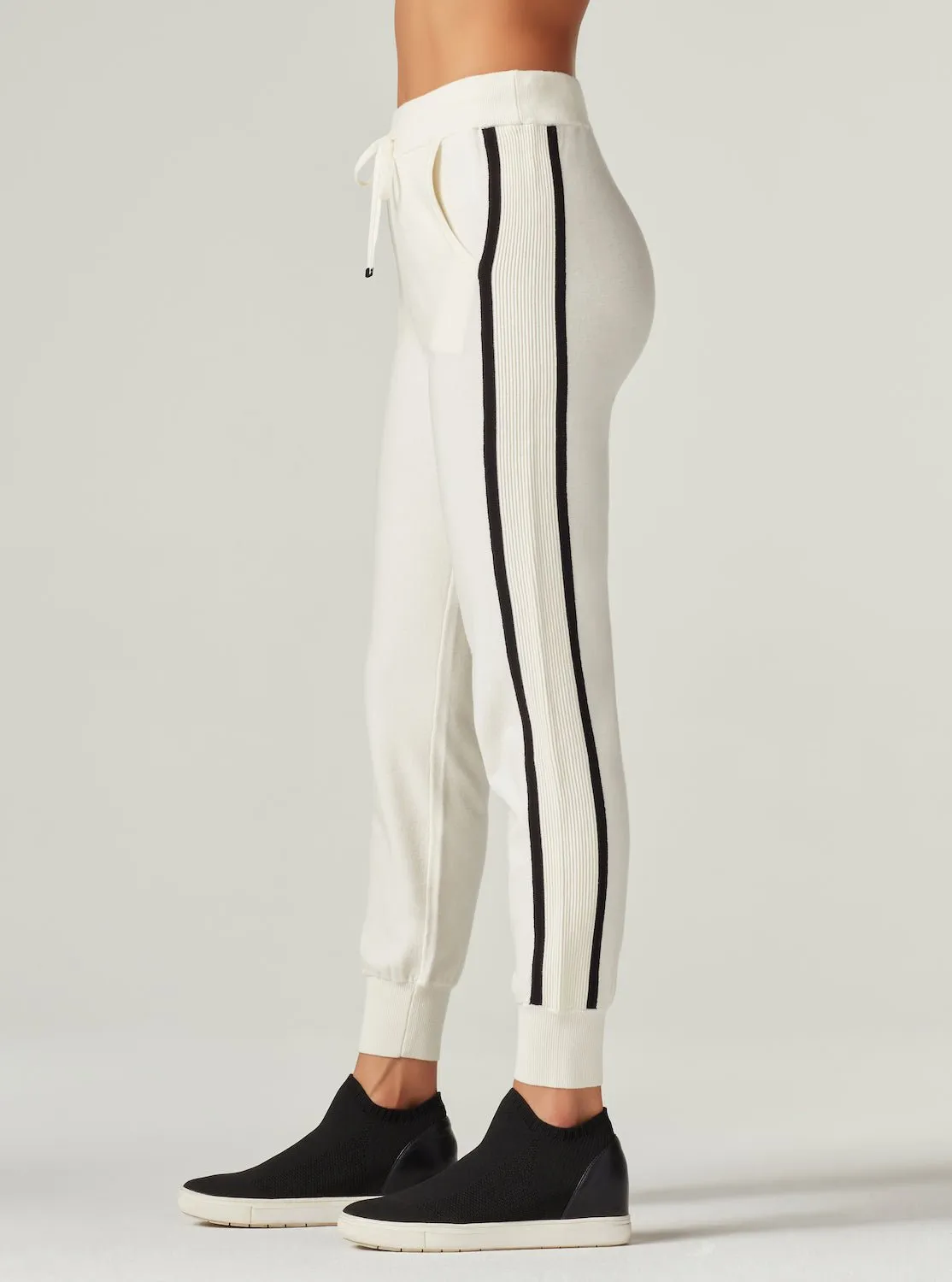 PORTOLA JOGGER - Whisper White - final sale